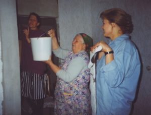 Помошники в строительстве дома, в Зоненборн, 1997 год,  Германия.